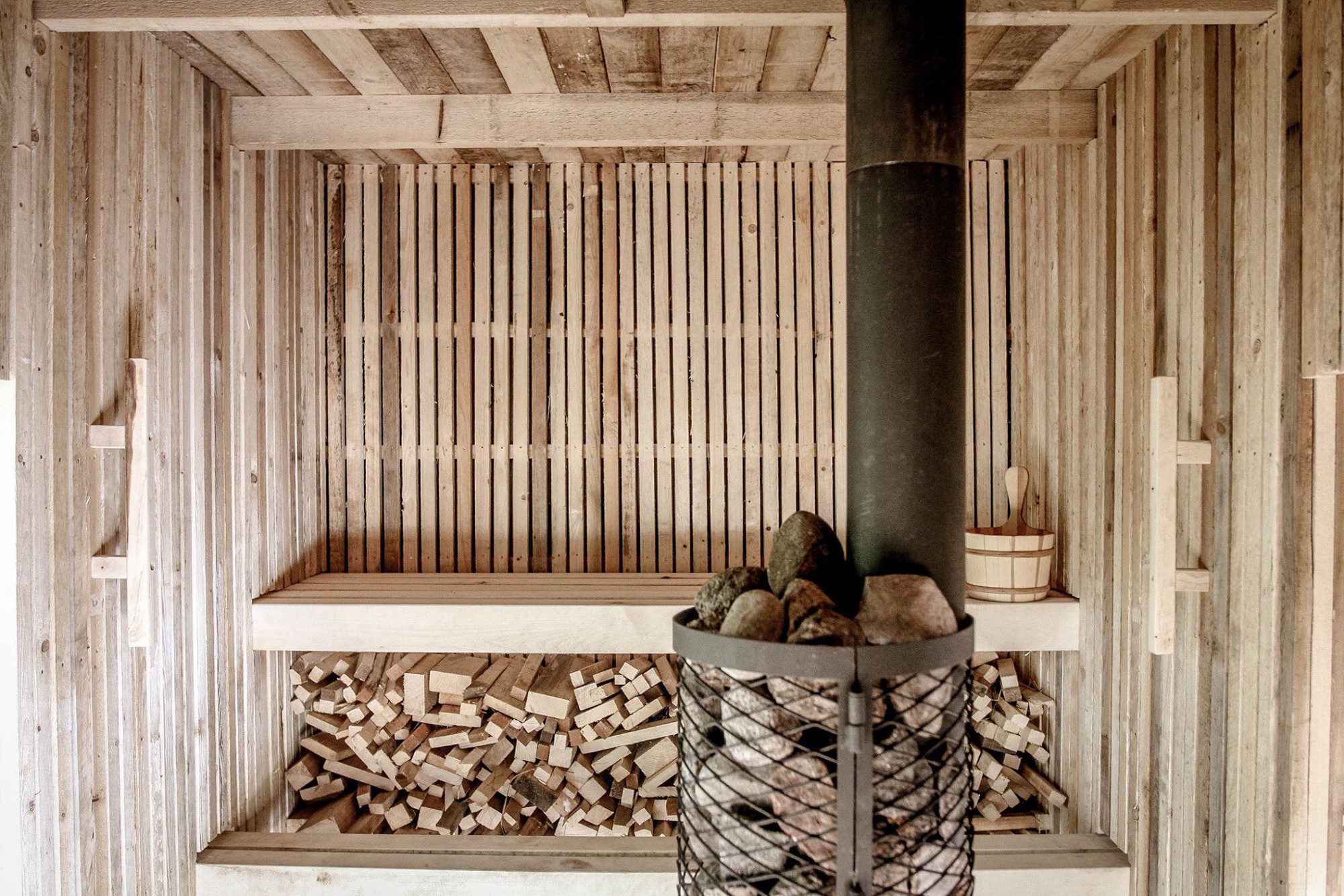vala floating sauna estonia