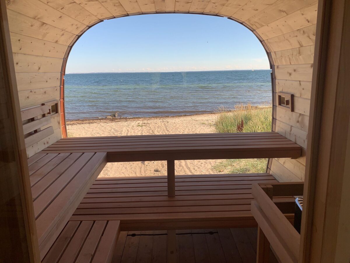 panoramic sauna rental at the beach