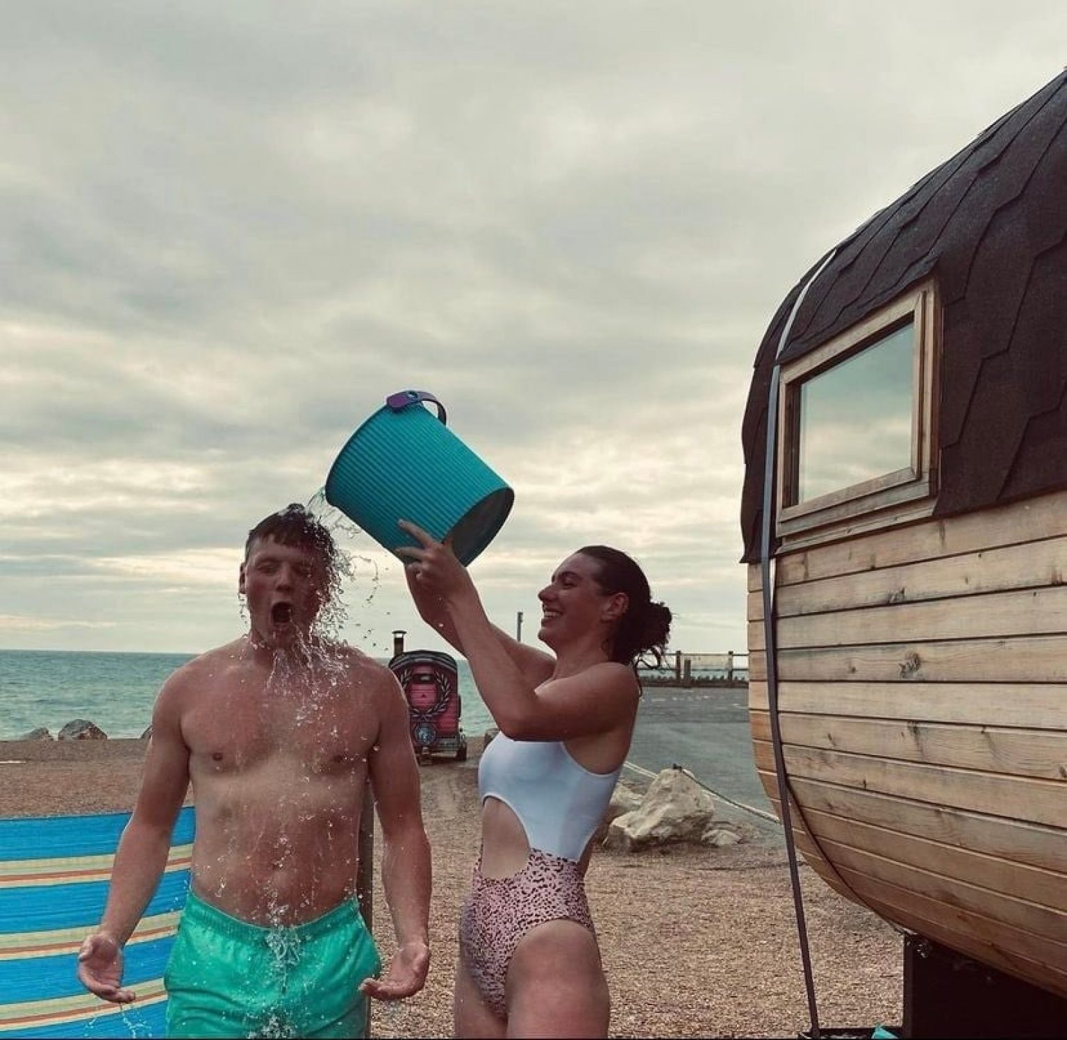 SeasideSaunaHaus seaside sauna splash