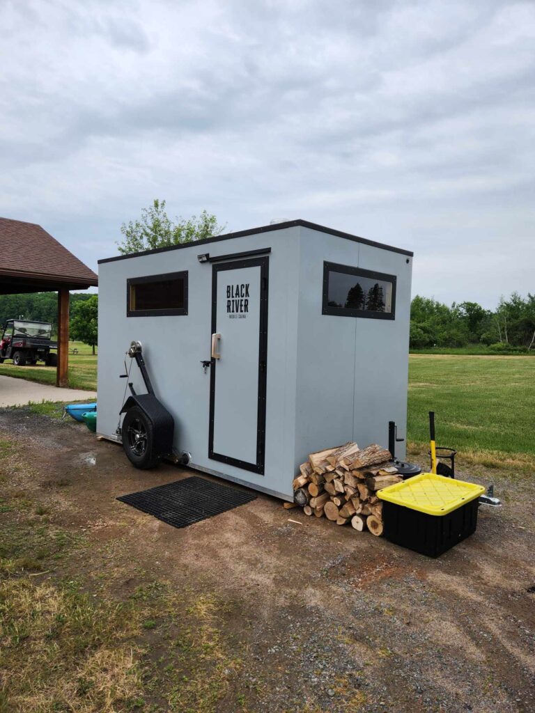 Voyageur Exterior