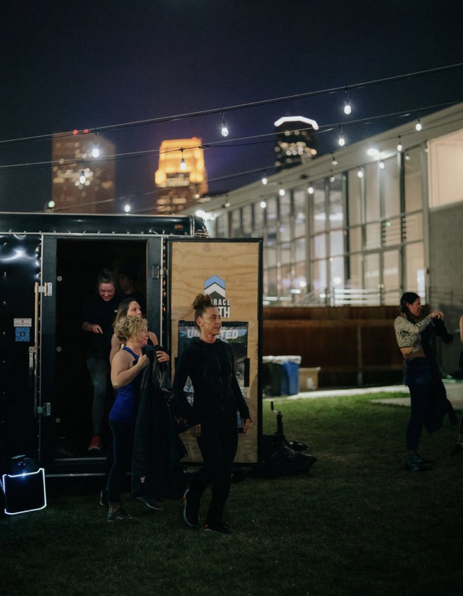 embrace north mobile sauna rental