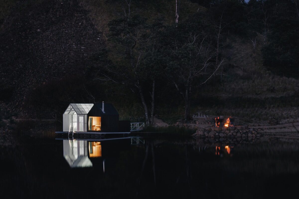 floating sauna lake derby banner