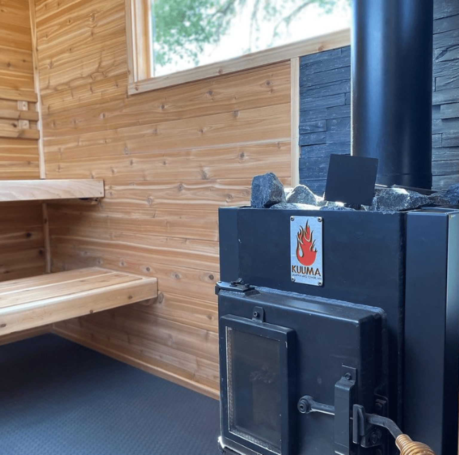 kuuma stove