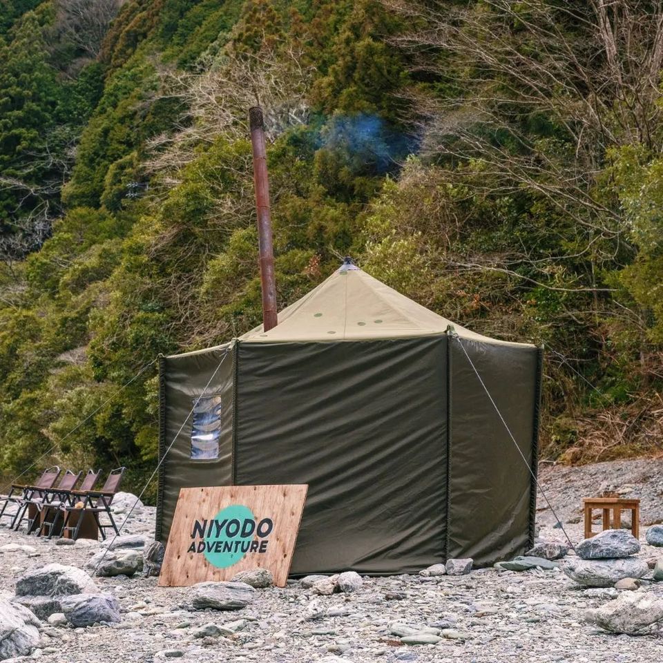 sauna tent rental at the beach in Japan